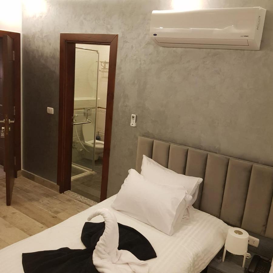 Cleopatra Pyramids View Hotel Kafret el-Gabal Extérieur photo